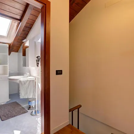 Lägenhet Cozy In Cadrezzate Con With Wifi